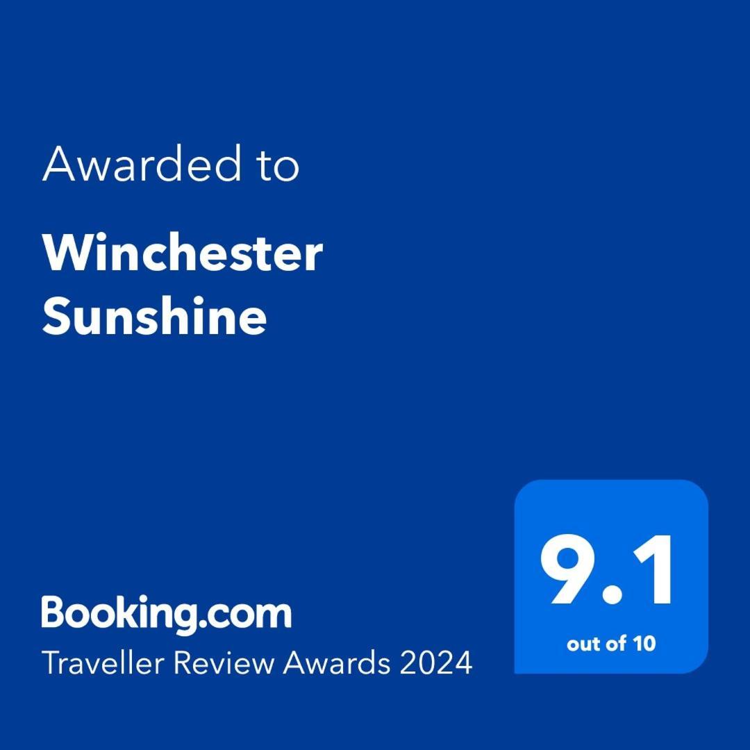Winchester Sunshine Kingston Extérieur photo